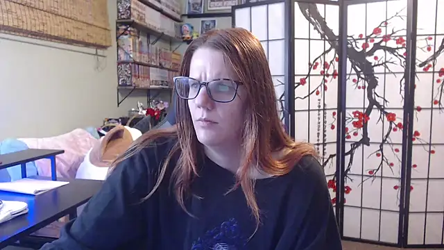Snapshot of Sarahtineke chatting on 6, 5, 2026 Sarahtineke online show from 6, 5, 2026