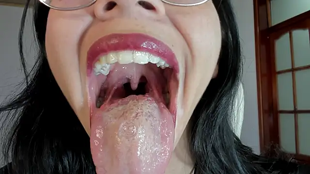 Katty mouth online show from 5, 12, 2024