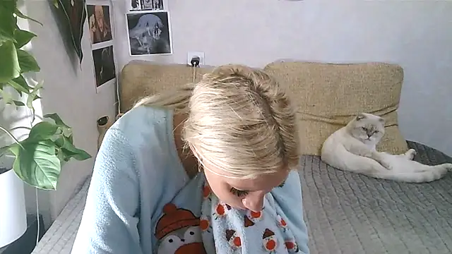 -GoldenGirl- online show from 22, 10, 2025