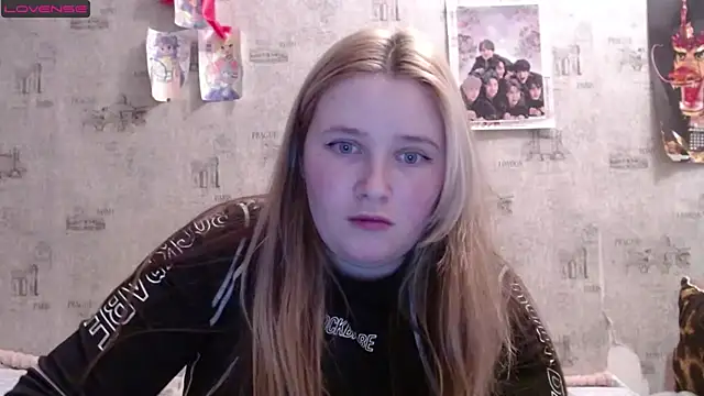 Light Luna online show from 17, 11, 2025