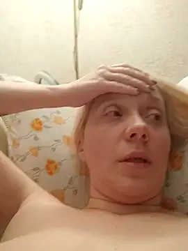 LeraSweet online show from 8, 9, 2025