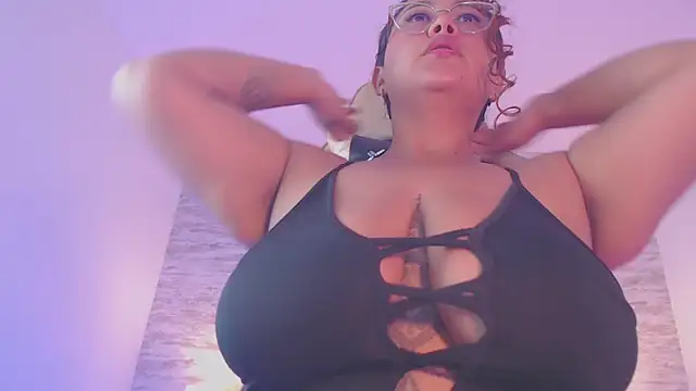 Snapshot of IsabellMendez_ chatting on 27, 1, 2025 IsabellMendez online show from 27, 1, 2025