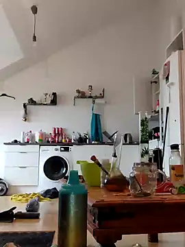 Snapshot of eltoulou chatting on 17, 1, 2025 eltoulou online show from 17, 1, 2025