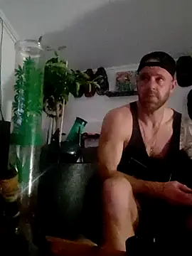 Snapshot of eltoulou chatting on 18, 1, 2025 eltoulou online show from 18, 1, 2025