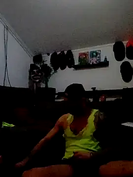 Snapshot of eltoulou chatting on 20, 1, 2025 eltoulou online show from 20, 1, 2025