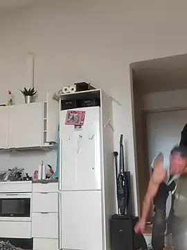 Snapshot of eltoulou chatting on 17, 2, 2025 eltoulou online show from 17, 2, 2025