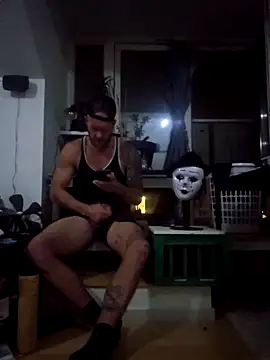 Snapshot of eltoulou chatting on 11, 9, 2025 eltoulou online show from 11, 9, 2025