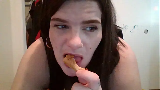 Snapshot of BeckiTooSweet chatting on 10, 9, 2025 BeckiTooSweet online show from 10, 9, 2025