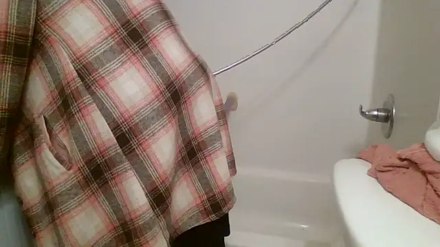 Snapshot of BeckiTooSweet chatting on 22, 10, 2025 BeckiTooSweet online show from 22, 10, 2025