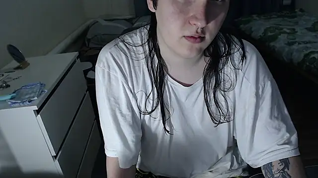 EvaMiron online show from 4, 12, 2025