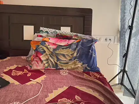 Snapshot of lovbombayduck11 chatting on 18, 2, 2025 lovbombayduck11 online show from 18, 2, 2025