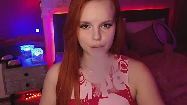 Snapshot of KristiRosee chatting on 13, 12, 2024 KristiRosee online show from 13, 12, 2024