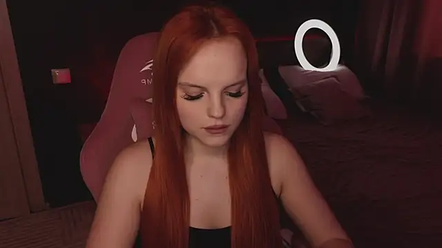 Snapshot of KristiRosee chatting on 16, 1, 2025 KristiRosee online show from 16, 1, 2025