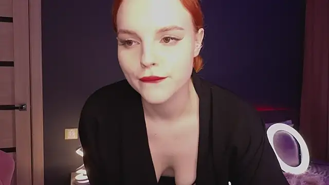 Snapshot of KristiRosee chatting on 24, 1, 2025 KristiRosee online show from 24, 1, 2025