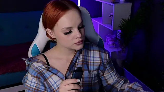Snapshot of KristiRosee chatting on 28, 1, 2025 KristiRosee online show from 28, 1, 2025