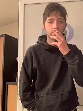 GuillaumebeauZizi online show from 7, 2, 2026