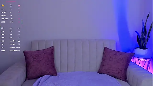 megan cooper28 online show from 13, 4, 2026