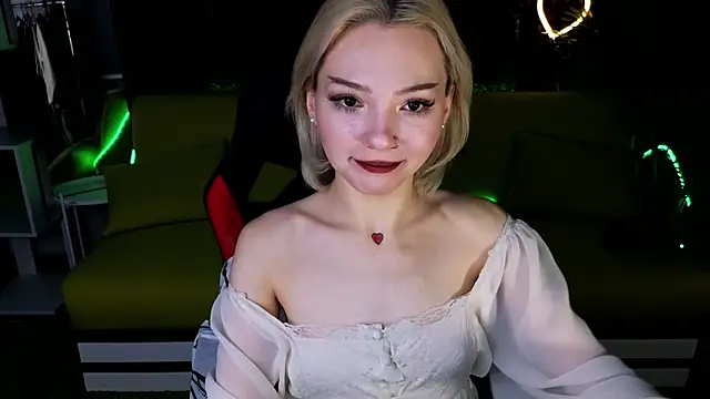 Snapshot of SandraBoyl chatting on 30, 12, 2024 SandraBoyl online show from 30, 12, 2024