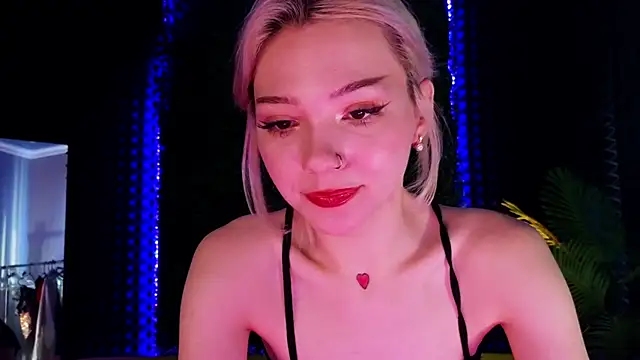 Snapshot of SandraBoyl chatting on 15, 1, 2025 SandraBoyl online show from 15, 1, 2025