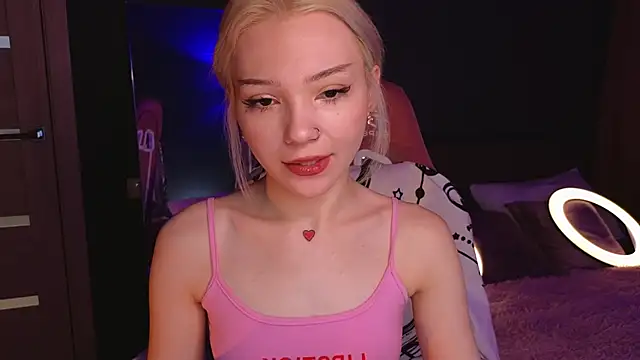 Snapshot of SandraBoyl chatting on 20, 1, 2025 SandraBoyl online show from 20, 1, 2025