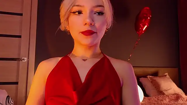 Snapshot of SandraBoyl chatting on 7, 3, 2025 SandraBoyl online show from 7, 3, 2025