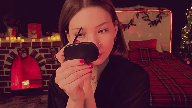 Snapshot of SandraBoyl chatting on 3, 12, 2025 SandraBoyl online show from 3, 12, 2025