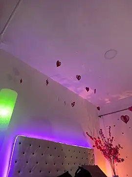 Elektra Queen online show from 13, 4, 2026