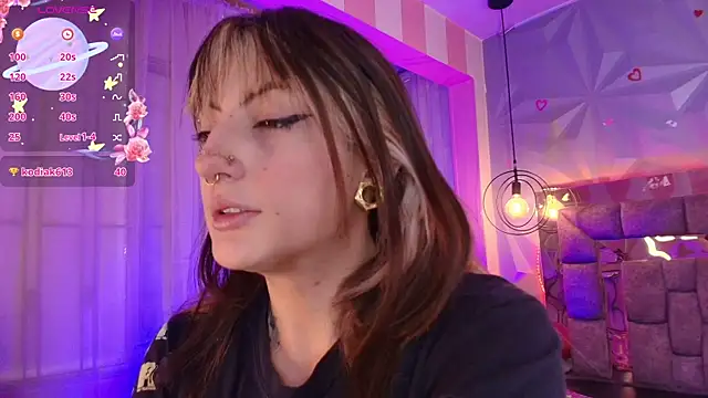 Snapshot of Candy_morgan412 chatting on 21, 9, 2025 Candy morgan412 online show from 21, 9, 2025