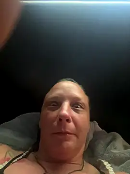 Snapshot of Everlyrose27 chatting on 14, 9, 2025 Everlyrose27 online show from 14, 9, 2025