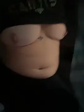 Snapshot of Everlyrose27 chatting on 30, 9, 2025 Everlyrose27 online show from 30, 9, 2025