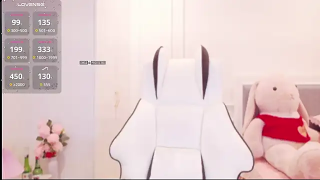 PimChanOK online show from 18, 10, 2025