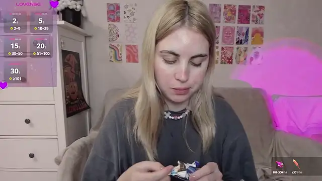 pawpaws online show from 25, 1, 2025