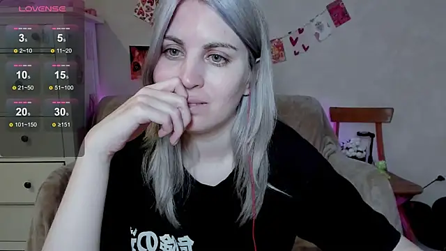 Snapshot of pawpaws chatting on 18, 6, 2026 pawpaws online show from 18, 6, 2026