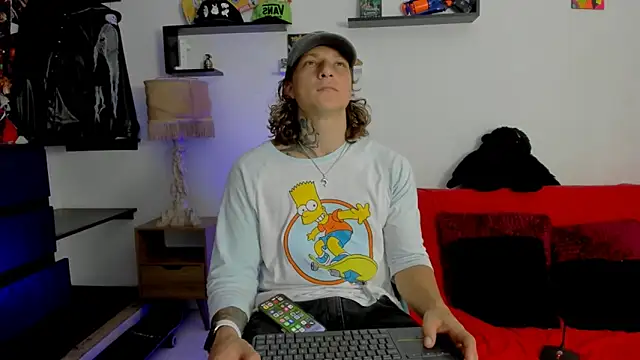 Snapshot of Tom_Krakow chatting on 17, 1, 2025 Tom Krakow online show from 17, 1, 2025