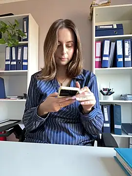 Hii Lolla online show from 26, 2, 2026