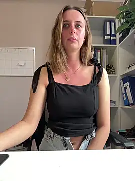 Hii Lolla online show from 14, 3, 2026