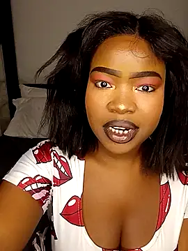 Snapshot of rosey_cheeks chatting on 2, 11, 2025 rosey cheeks online show from 2, 11, 2025