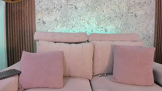 imkrystall online show from 5, 12, 2024