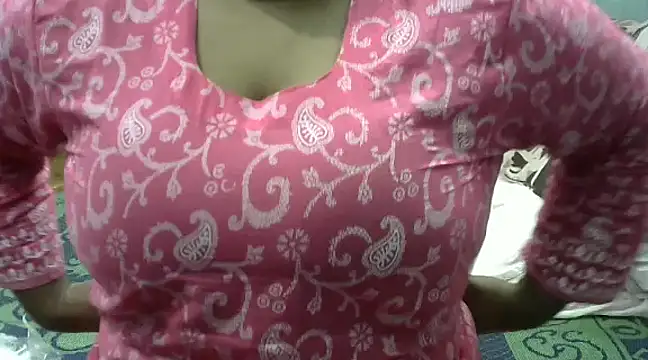 Snapshot of cutegirl_1212 chatting on 26, 1, 2025 cutegirl 1212 online show from 26, 1, 2025