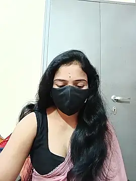 Snapshot of Keerthi-Telugu chatting on 5, 1, 2025 Keerthi-Telugu online show from 5, 1, 2025