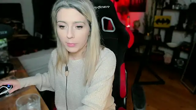 Lisaonthemoon online show from 16, 3, 2025