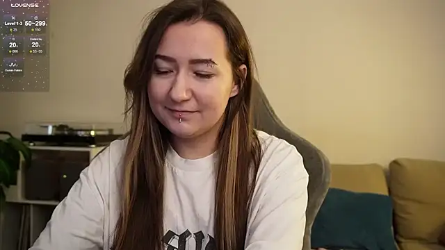 Snapshot of Megan__Hart chatting on 1, 10, 2025 Megan Hart online show from 1, 10, 2025