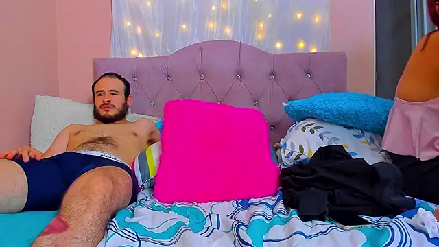 CoupleLatinXXX online show from 25, 2, 2025
