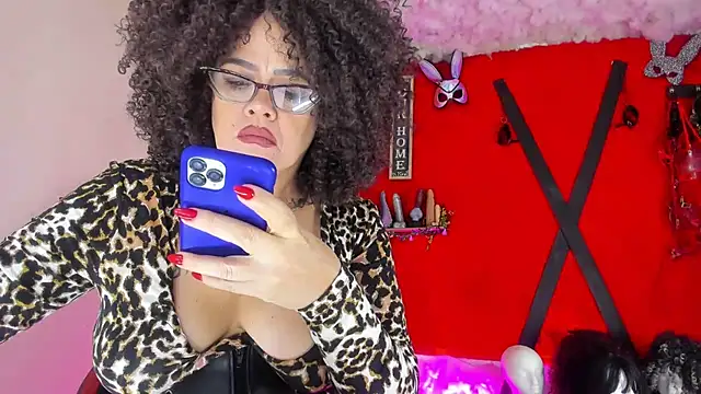 Snapshot of jena_derboo chatting on 17, 6, 2026 jena derboo online show from 17, 6, 2026