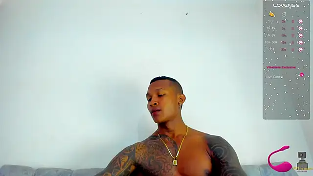 Snapshot of esteveen_ortegas_ chatting on 14, 2, 2025 esteveen ortegas online show from 14, 2, 2025