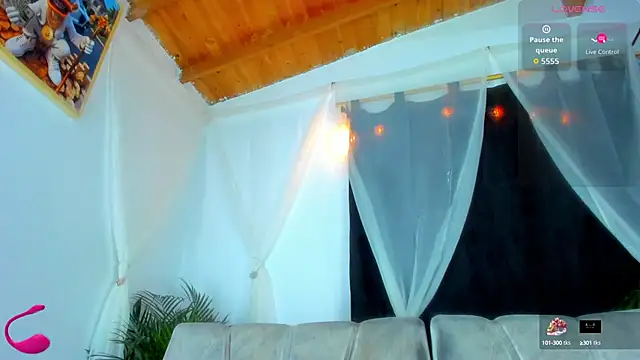 Snapshot of esteveen_ortegas_ chatting on 13, 10, 2025 esteveen ortegas online show from 13, 10, 2025