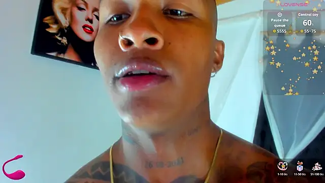 Snapshot of esteveen_ortegas_ chatting on 25, 10, 2025 esteveen ortegas online show from 25, 10, 2025