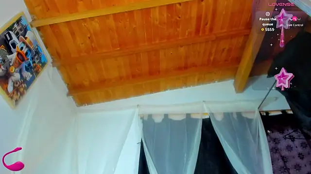 Snapshot of esteveen_ortegas_ chatting on 4, 11, 2025 esteveen ortegas online show from 4, 11, 2025