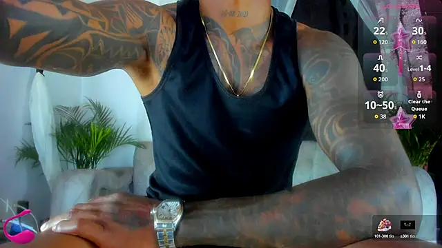 Snapshot of esteveen_ortegas_ chatting on 15, 11, 2025 esteveen ortegas online show from 15, 11, 2025