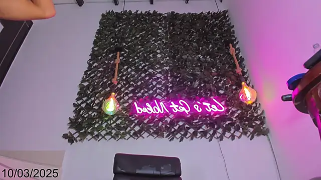 Brianna Stars online show from 10, 3, 2025